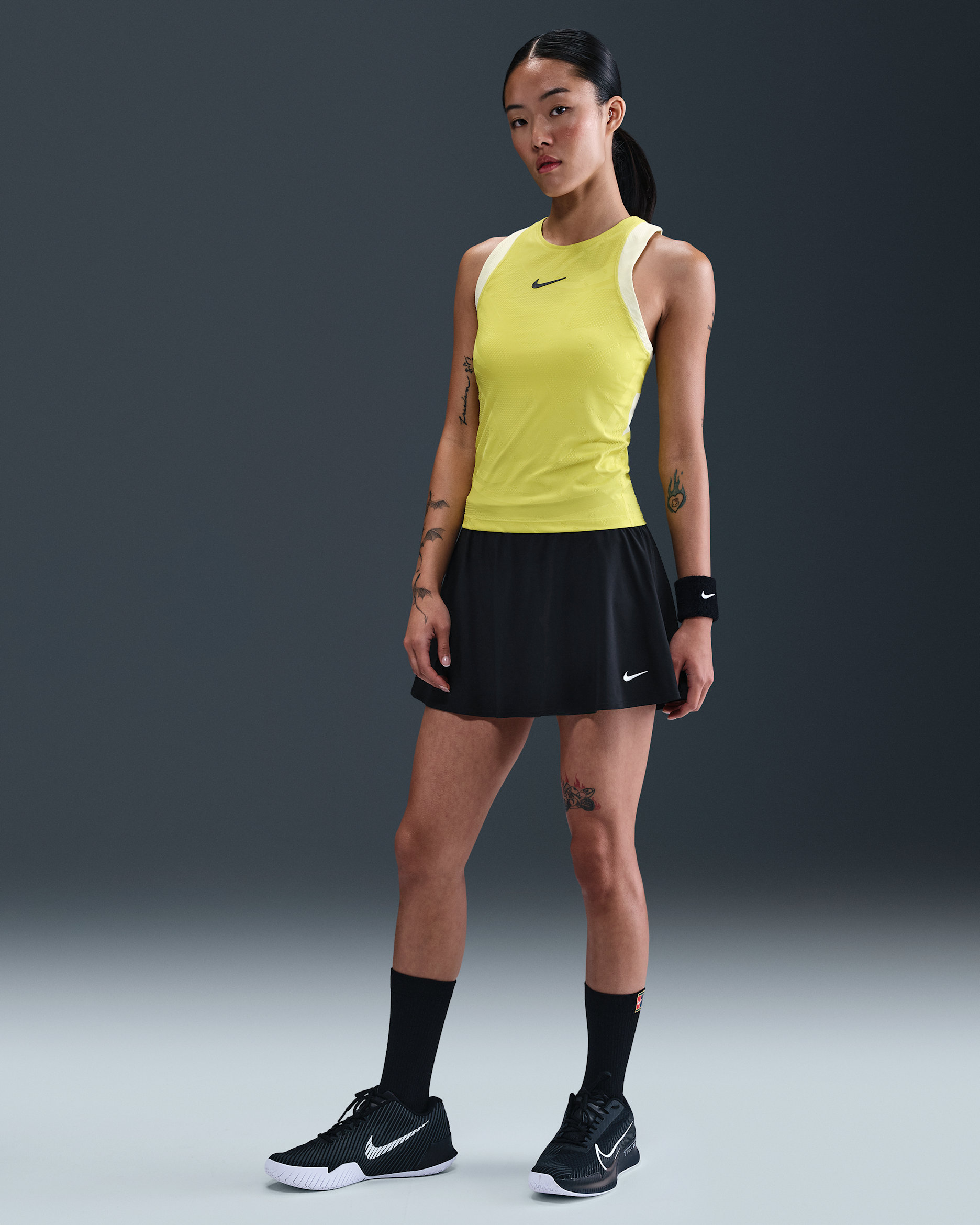 NIKE公式】ナイキ ビクトリー ウィメンズ Dri-FIT フラウンシー